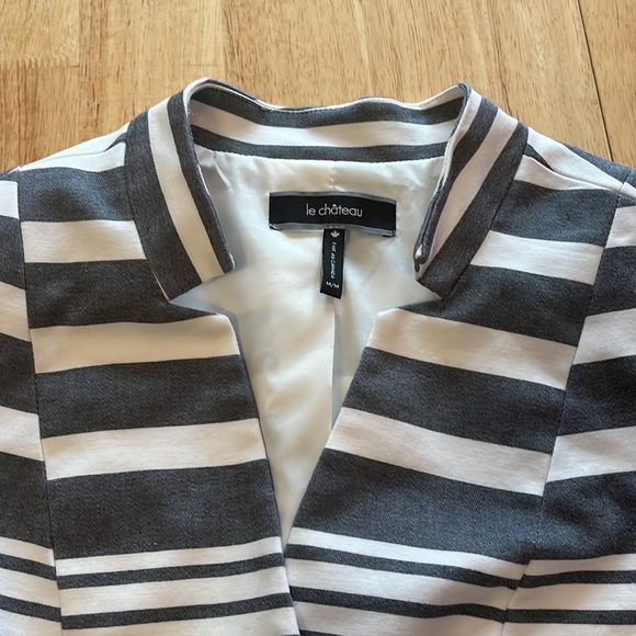 Le Chateau Striped 3/4 Sleeve Blazer - Picture 8 of 9